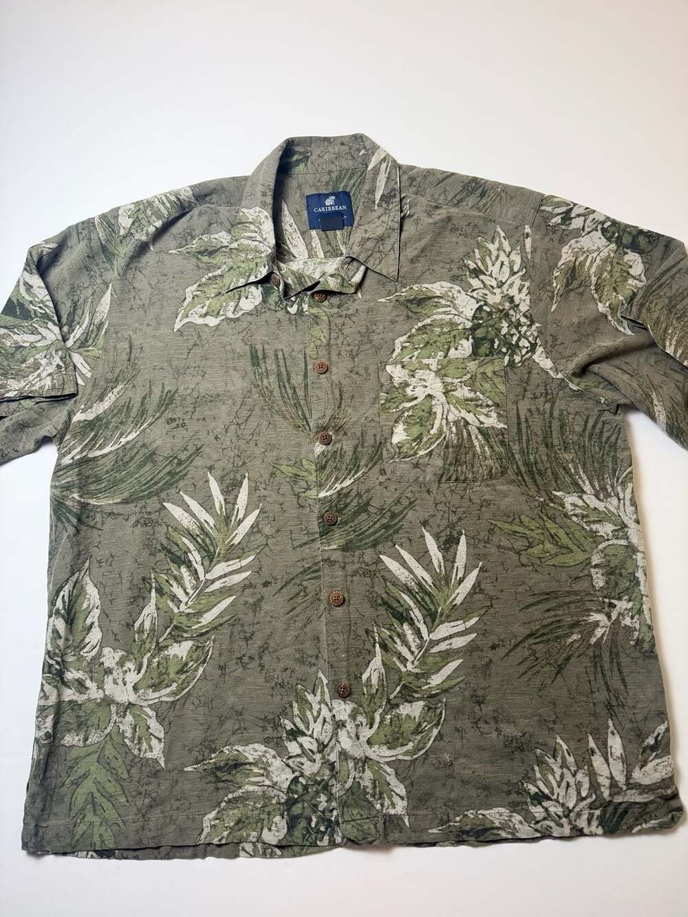 Caribbean Joe Mens XL Shirt Short Sleeve Floral Tropical Button-Up Island